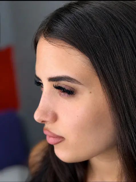 წამწამები და წარბები — SANLE Beauty Salon, თბილისი